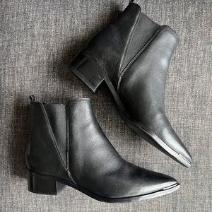 Brand new Marc Fisher Yale Booties